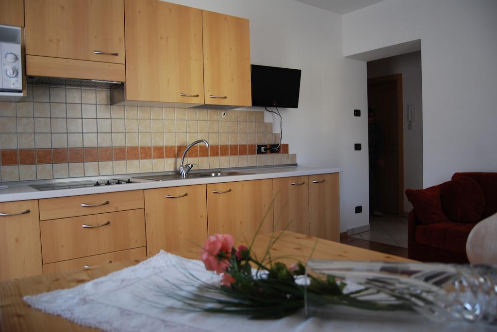 Residence Ciasa Alpe فيغو دي فاسا الغرفة الصورة